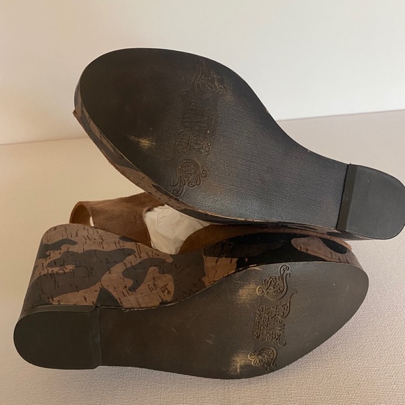 Nine West Suede Vintage Collection Wedge - Picture 7 of 8